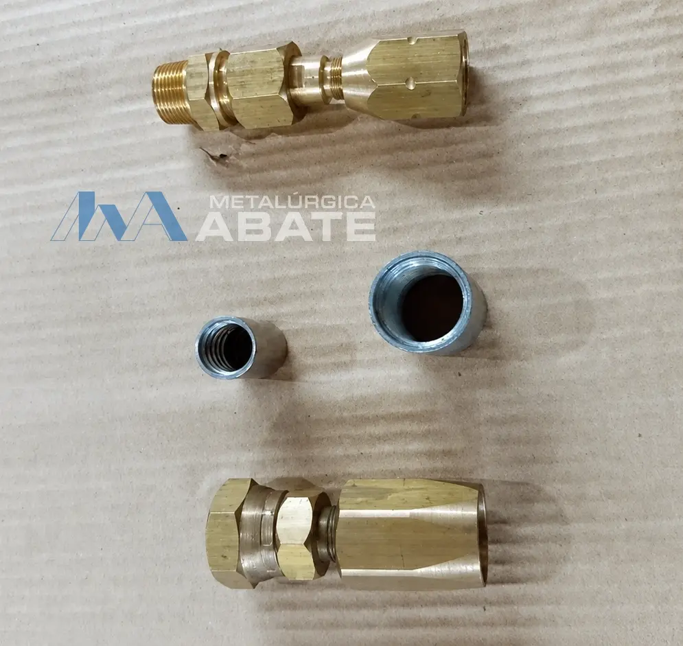 Conjunto de conexiones especiales fabricadas a medida