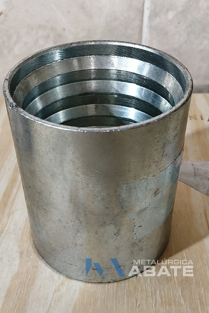 Serie de accesorios fabricados para mangueras hidráulicas