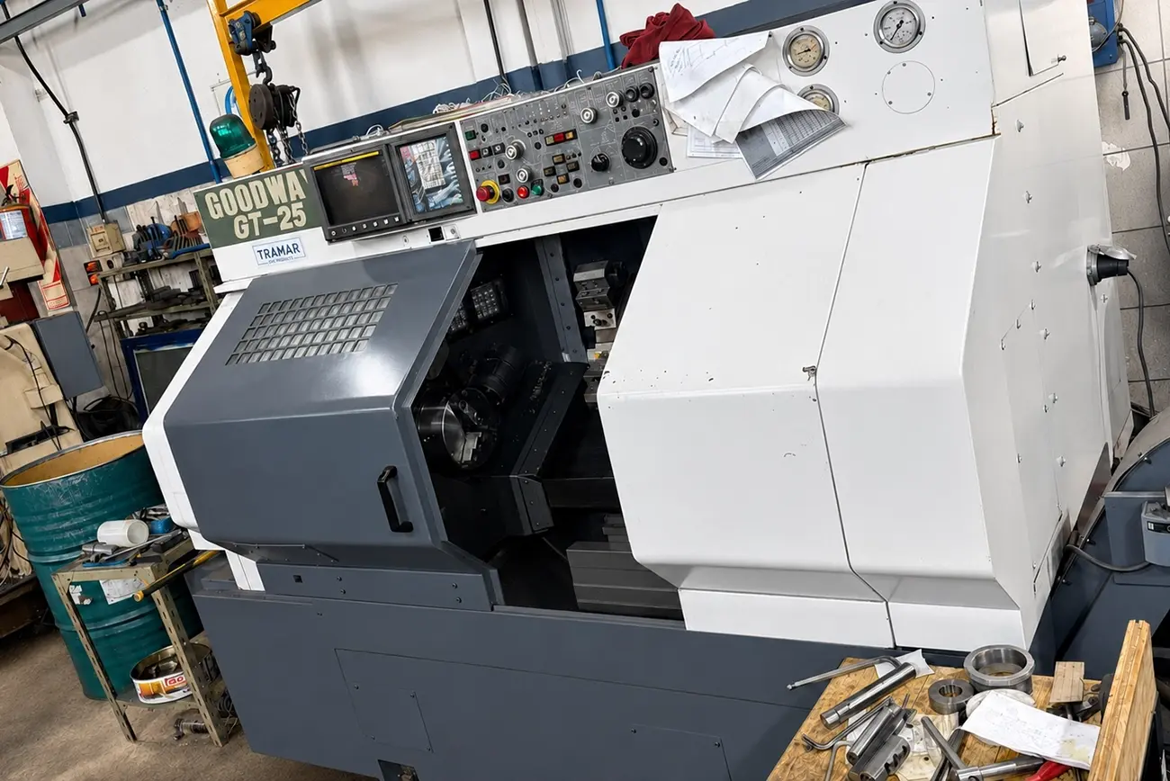 Torno CNC Goodway GT-25 en el taller de Metalúrgica Abate